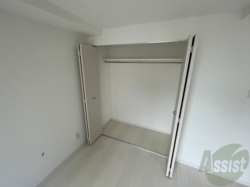 収納　寝室の収納です。部屋がすっきり片付きます。