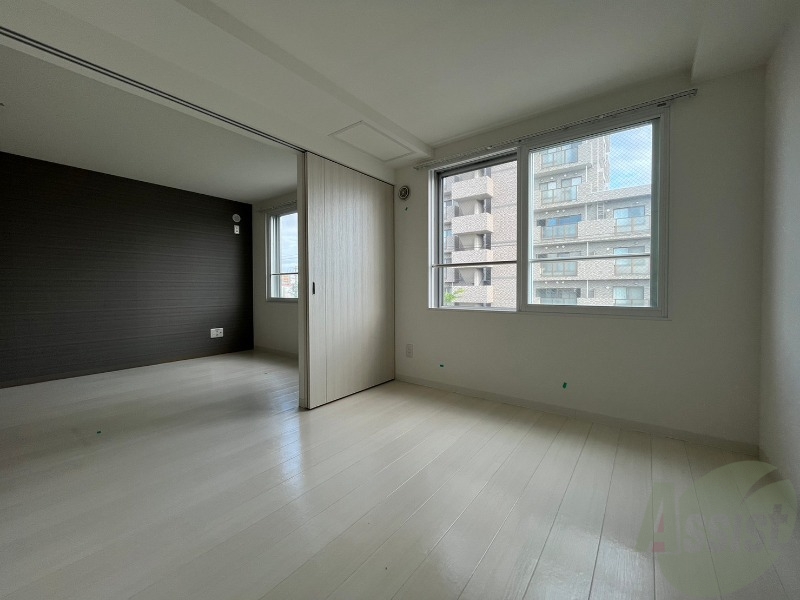 その他部屋・スペース　寝室です。部屋をどう使うかはあなた次第です！