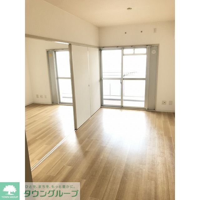 居室・リビング　リビング