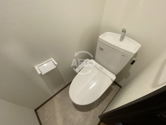 トイレ　L-FLORA此花（エルフローラ此花）　トイレ