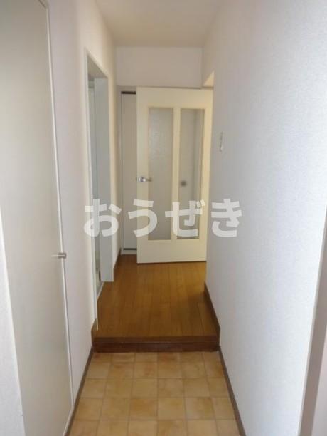 玄関　※同仕様参考写真