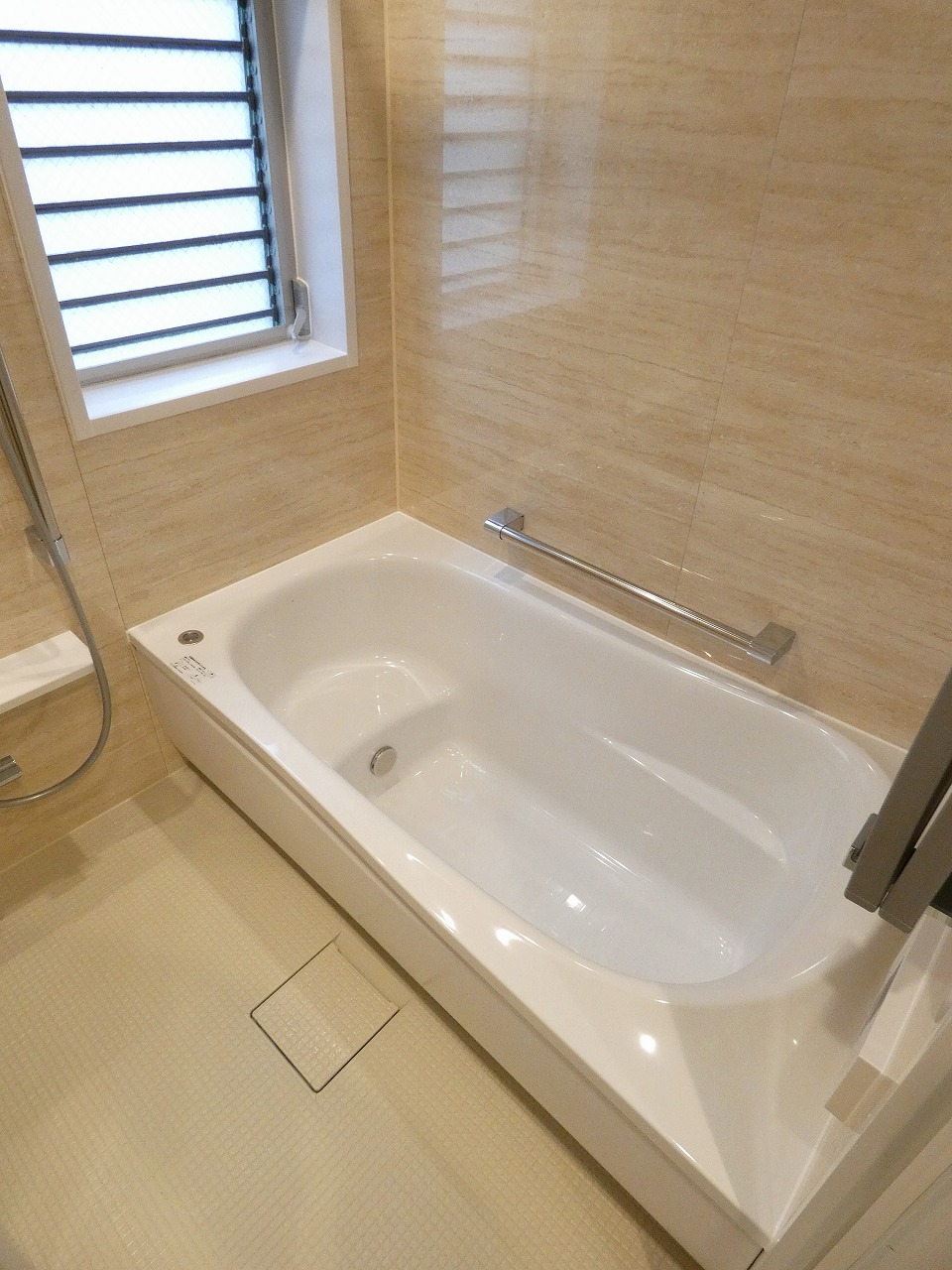 バス・シャワールーム　バス※別部屋参考写真