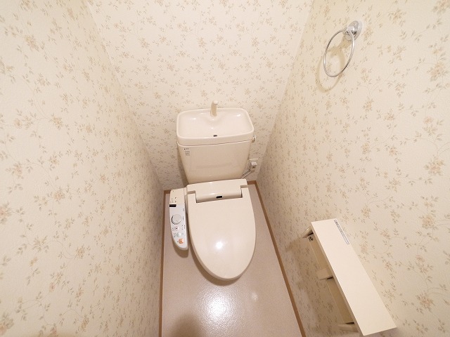 トイレ　ゆったりとした空間のトイレです