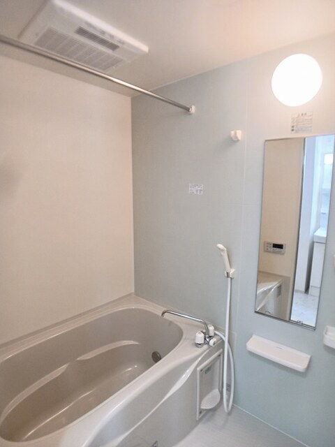 バス・シャワールーム　バス