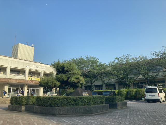 中学校　春日市立中学校春日南中学校（中学校）まで372m