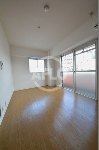 居室・リビング　ノイエス大江四天王寺 　洋室