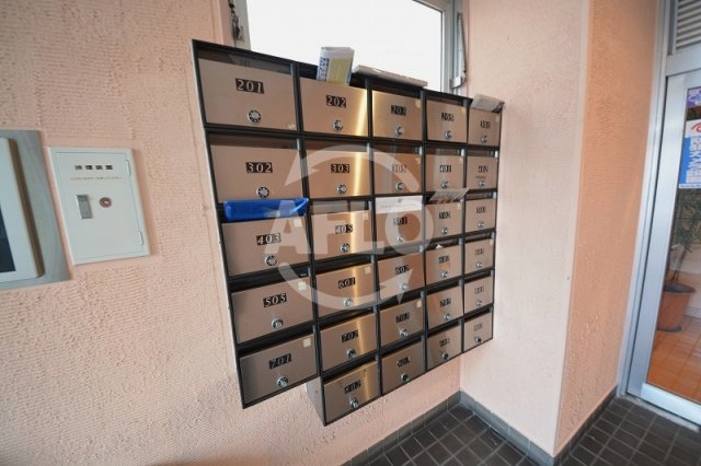 ロビー　ノイエス大江四天王寺　メールＢＯＸ