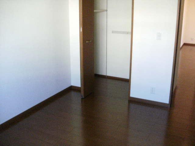 居室・リビング　洋室２（同タイプ）