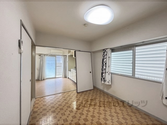 居室・リビング　洋室