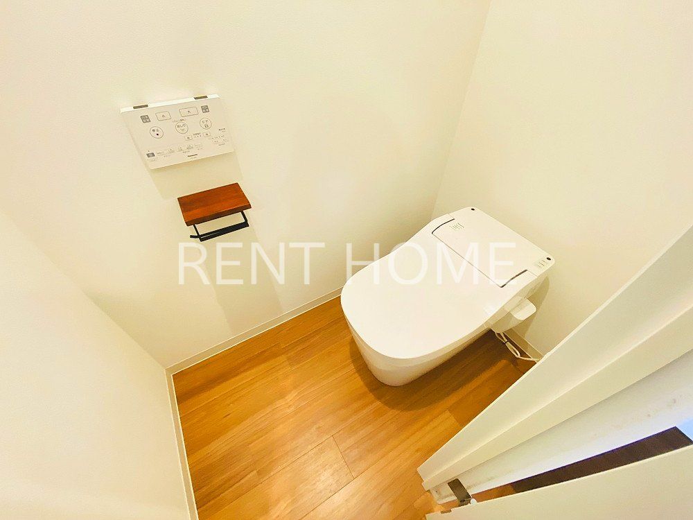 トイレ　ウォシュレット付き