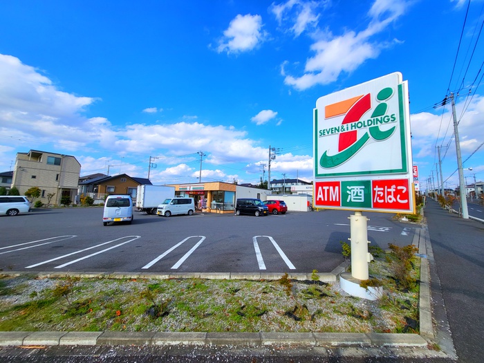 コンビニ　セブンイレブン（コンビニ）まで105m