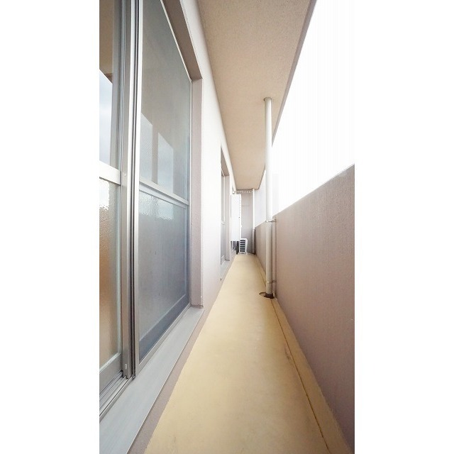 バルコニー　３０２号室の写真使用