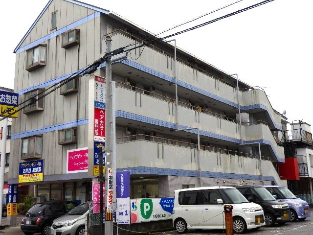 建物外観　2019年6月撮影