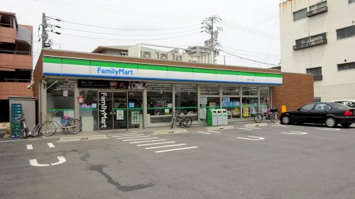 コンビニ　ファミリーマート 菊井一丁目店（コンビニ）まで214m