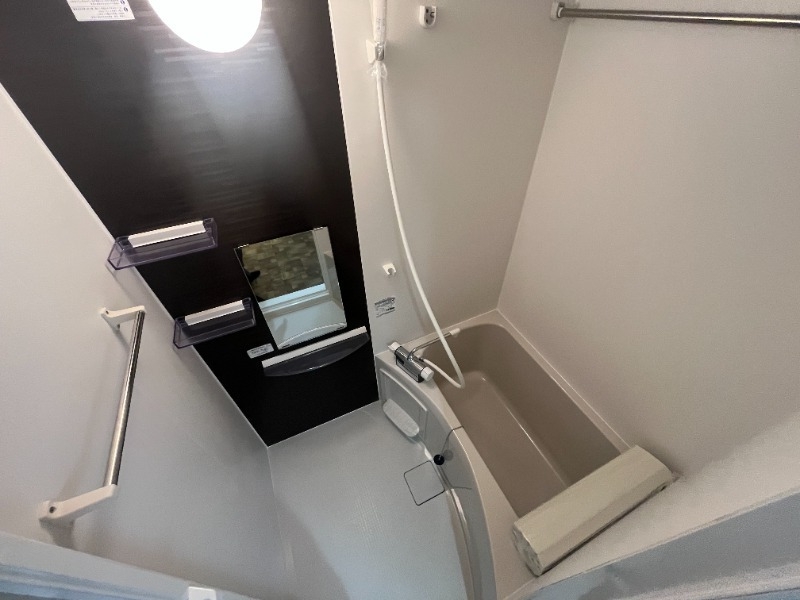 バス・シャワールーム　同仕様施工物件、ルームカラーがホワイトになります。