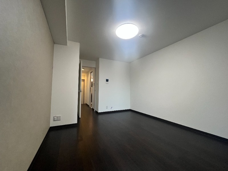 居室・リビング　同仕様施工物件、ルームカラーがホワイトになります。