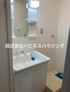 洗面設備　独立洗面台あり。4