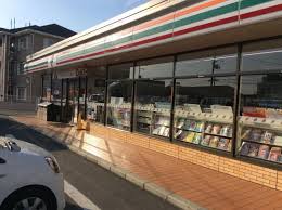 コンビニ　セブンイレブン岡山豊成3丁目店（コンビニ）まで710m