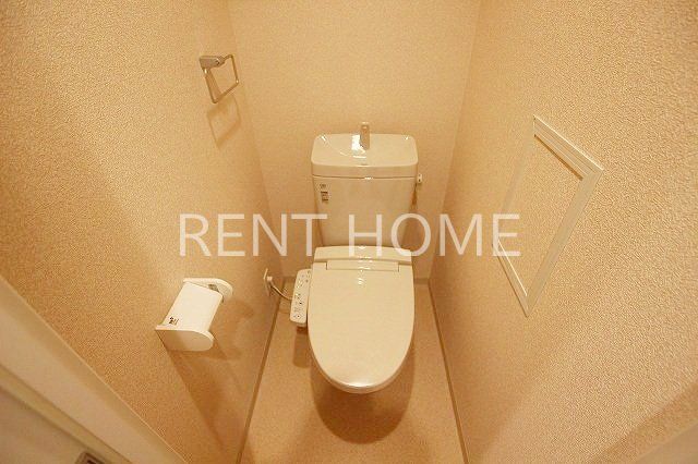 トイレ　ウォシュレット付き