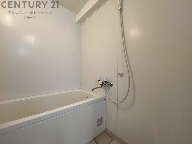 バス・シャワールーム　バストイレ別です！