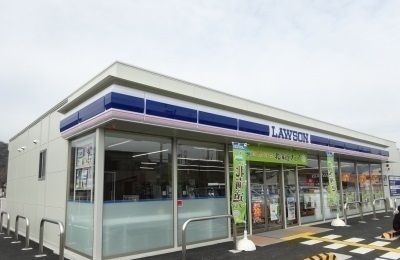 コンビニ　ローソン東近江小脇店様（コンビニ）まで400m