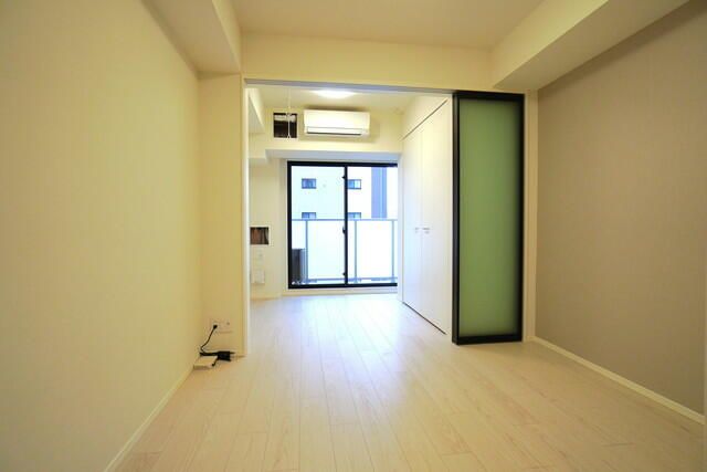 居室・リビング　※別部屋参考写真