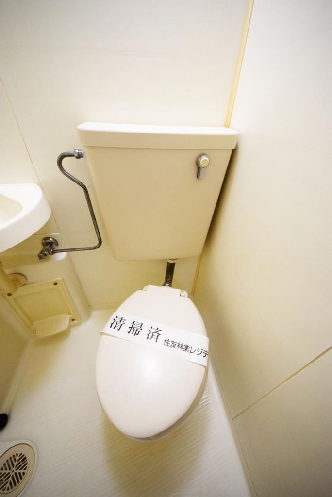 トイレ　ダイヤルロック式集合ポスト