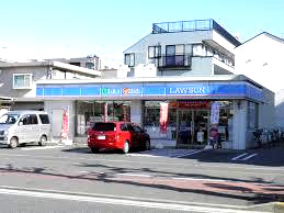 コンビニ　ローソン 鶴見平安町一丁目店（コンビニ）まで207m