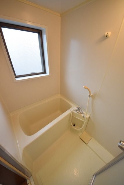 バス・シャワールーム　☆明るいバスルーム♪☆