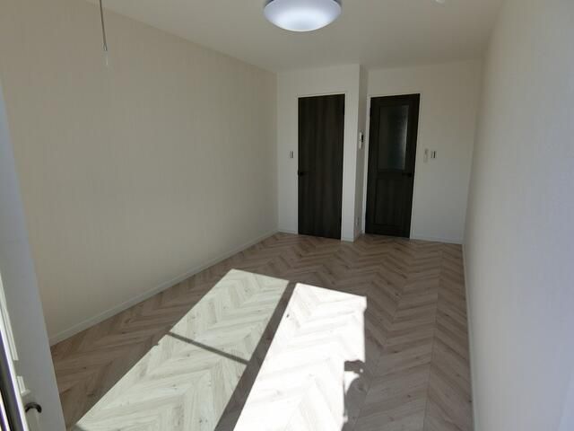 居室・リビング　☆明るいリビング☆