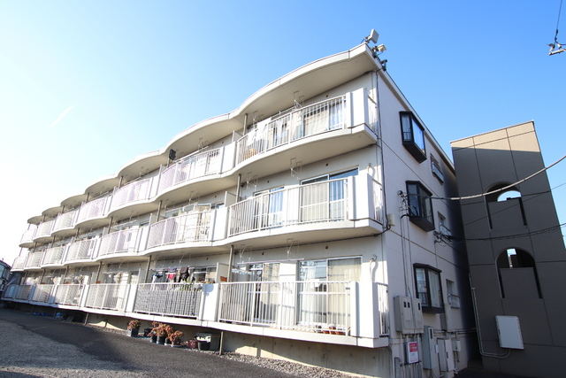 建物外観　★高幡不動駅まで徒歩１１分★
