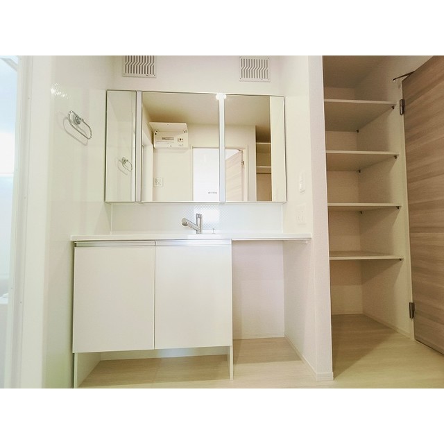 洗面設備　同タイプ部屋の画像を使用しています