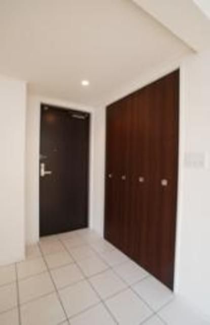 玄関　お問合せは(株)タウンハウジングレジデンス事業部【03-…