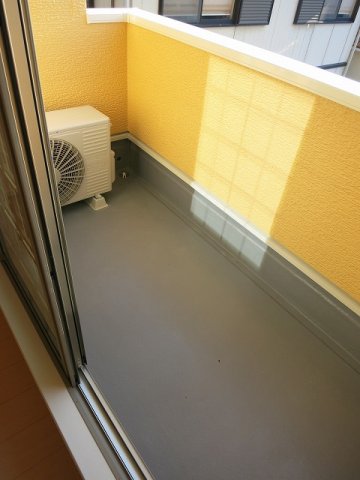 バルコニー　落ち着いた時間を過ごせるバルコニーです