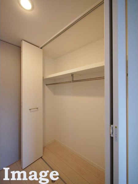 収納　※写真は同じマンションの違う部屋のものになります。