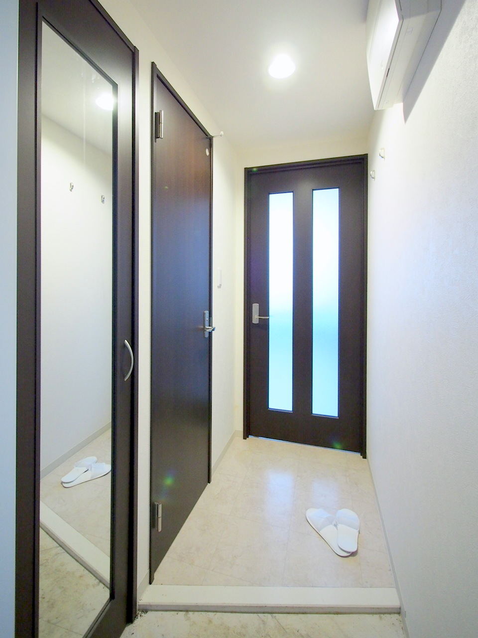 玄関　広々とした玄関です♪