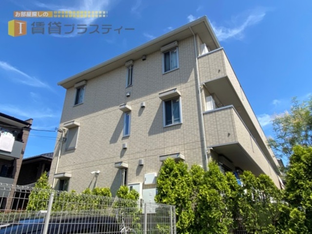 建物外観　静かな環境に佇むファミリー物件