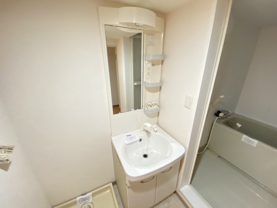 洗面設備　※別部屋の写真です