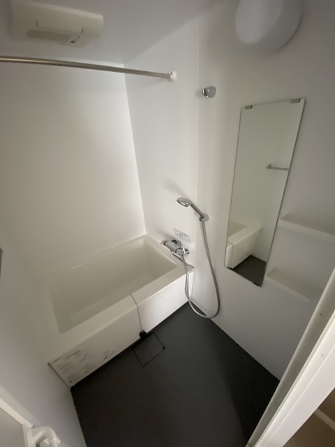 バス・シャワールーム　一日の疲れを癒してくれる大事な場所。