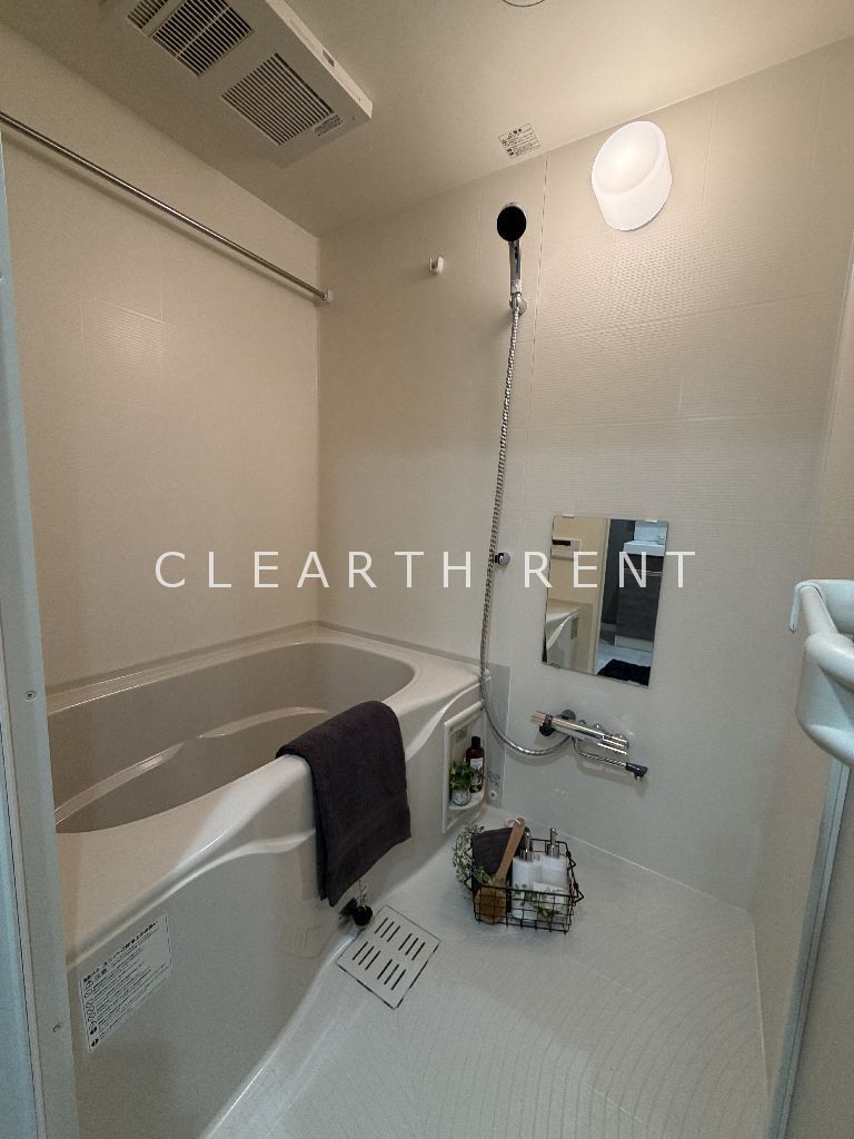 バス・シャワールーム　同タイプ別住戸写真となります。現況と異なる場合がございます。