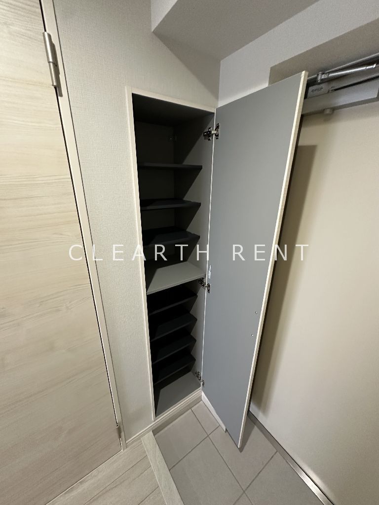 玄関　同タイプ別住戸写真となります。現況と異なる場合がございます。