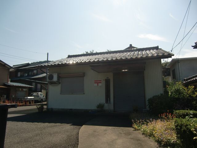 郵便局　岐阜諏訪山簡易郵便局（郵便局）まで1400m