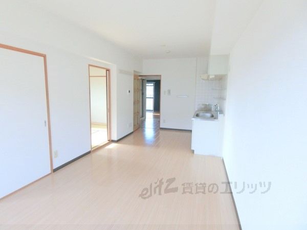 居室・リビング　リビング