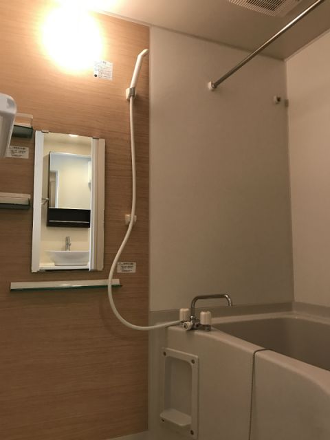 バス・シャワールーム