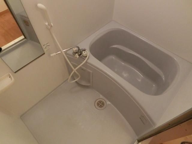 バス・シャワールーム　バスルーム