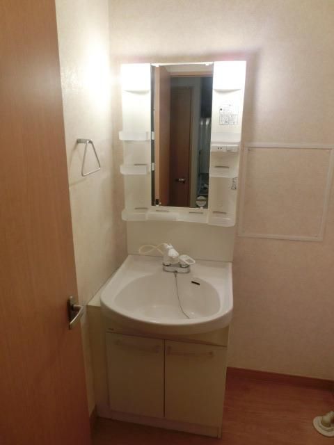 洗面設備　独立洗面台あります