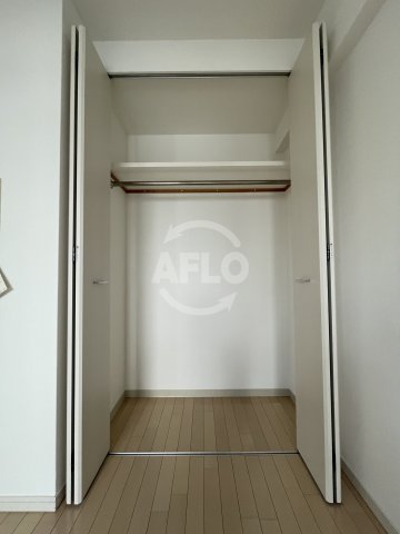 収納　レジディア江戸堀　収納