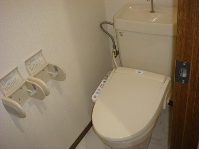 トイレ　トイレ