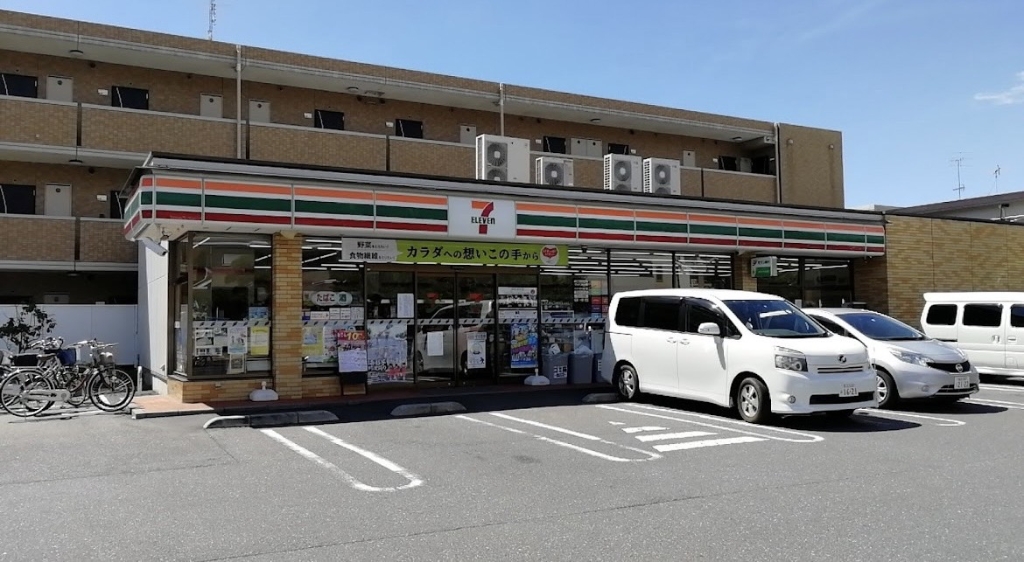 コンビニ　セブンイレブン 南越谷5丁目店（コンビニ）まで216m