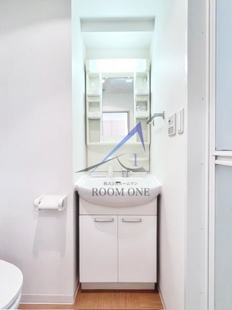 洗面設備　洗面台です。